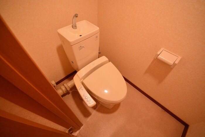 物件内観写真10　(トイレ)