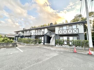 アーバン十字路　B棟外観写真