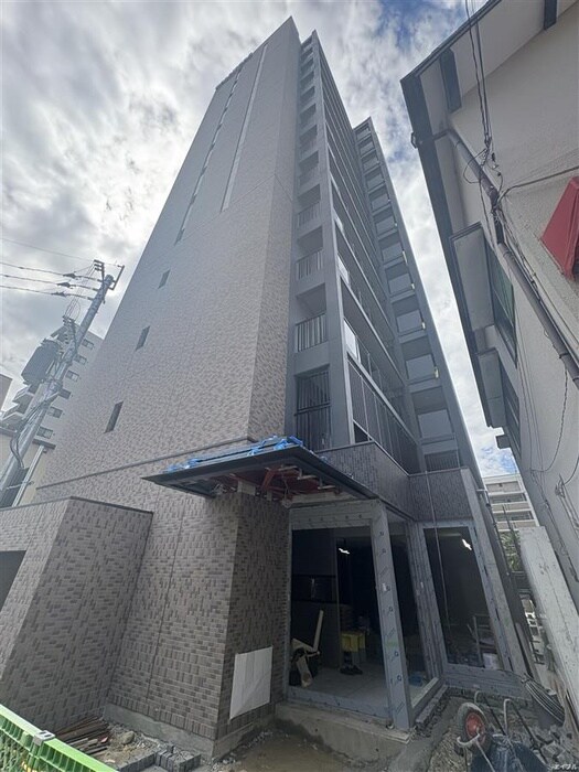 物件外観写真1　(建築中)
