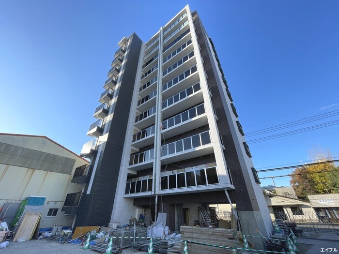 物件外観写真2　(建築中)