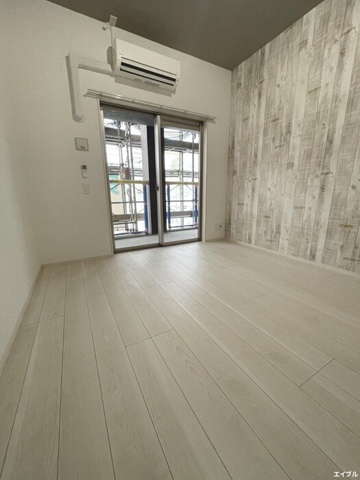 物件内観写真4　(居室)