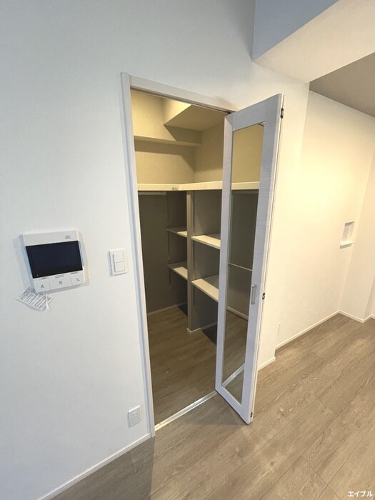 物件内観写真7　(収納)