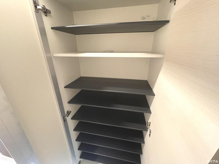 物件内観写真10　(靴箱)