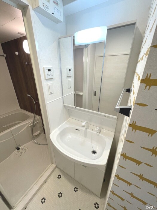 物件内観写真12　(洗面)