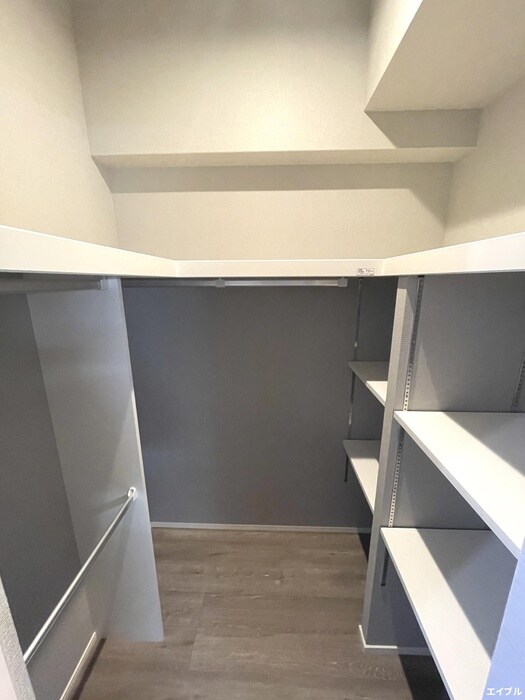 物件内観写真18　(収納)