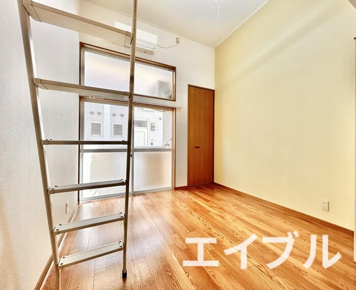 物件内観写真7　(居室)