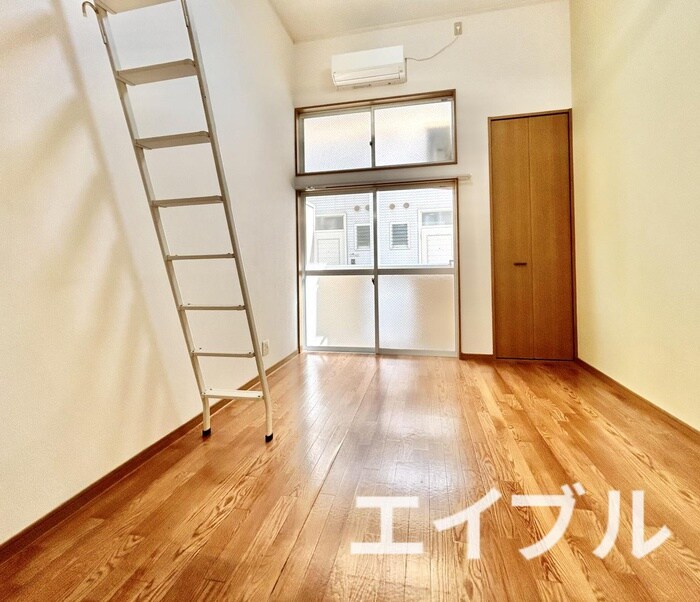 物件内観写真8　(居室)