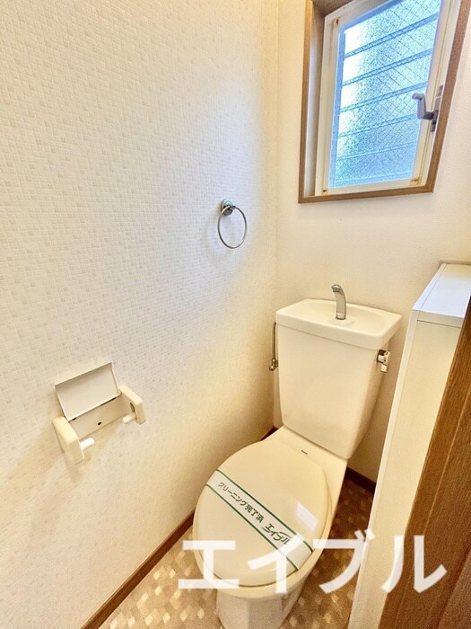 物件内観写真12　(トイレ)