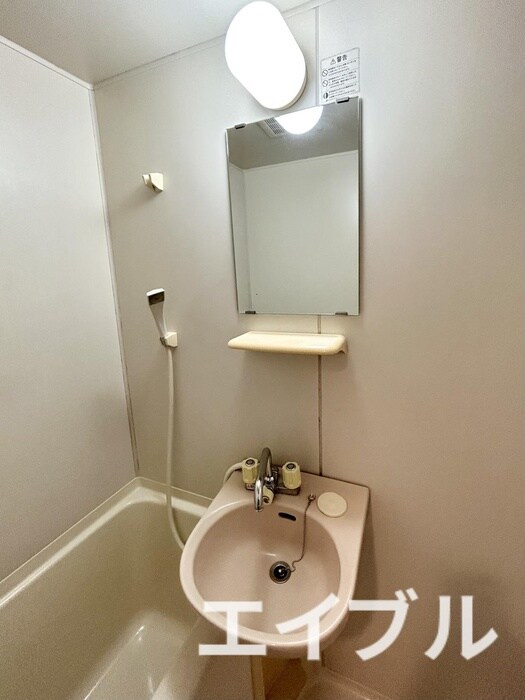 物件内観写真13　(洗面)