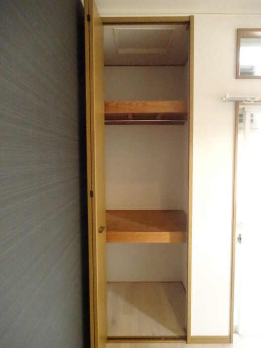 物件内観写真21　(収納)