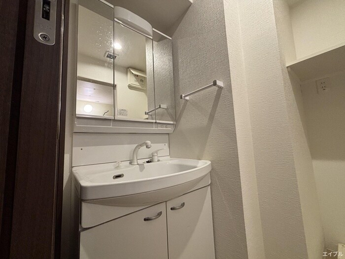 物件内観写真11　(洗面)