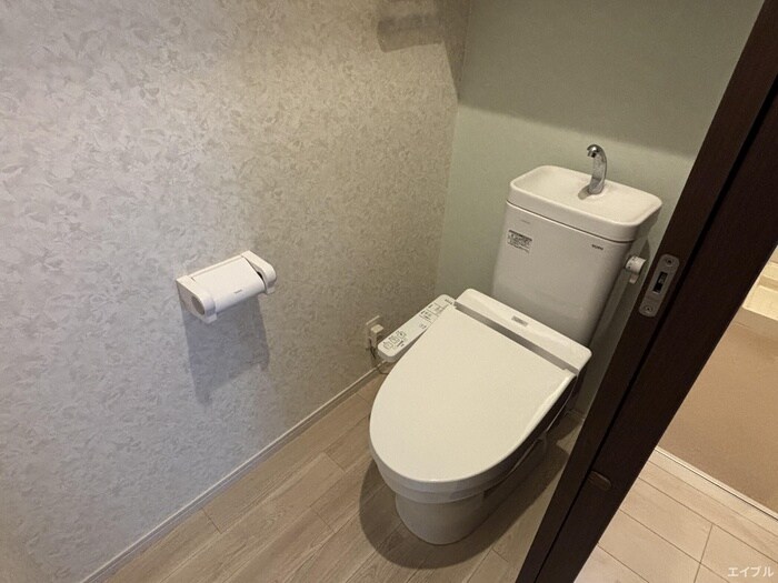 物件内観写真13　(トイレ)