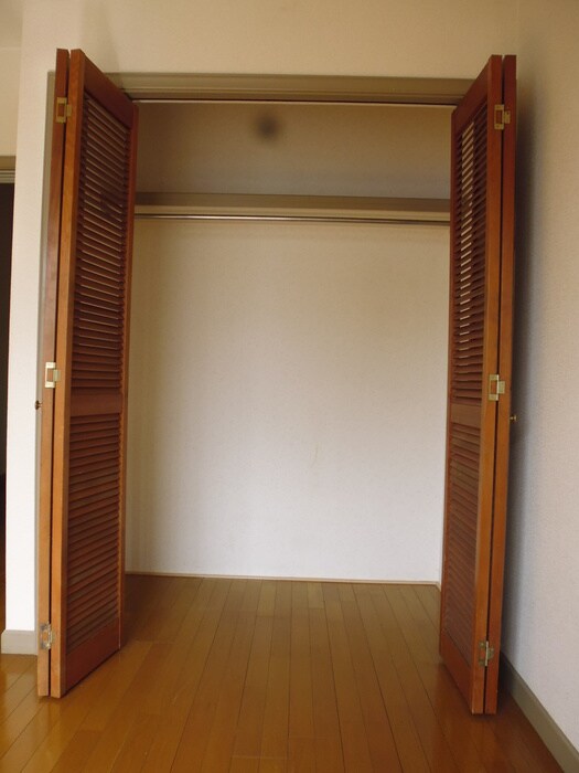 物件内観写真13　(収納)