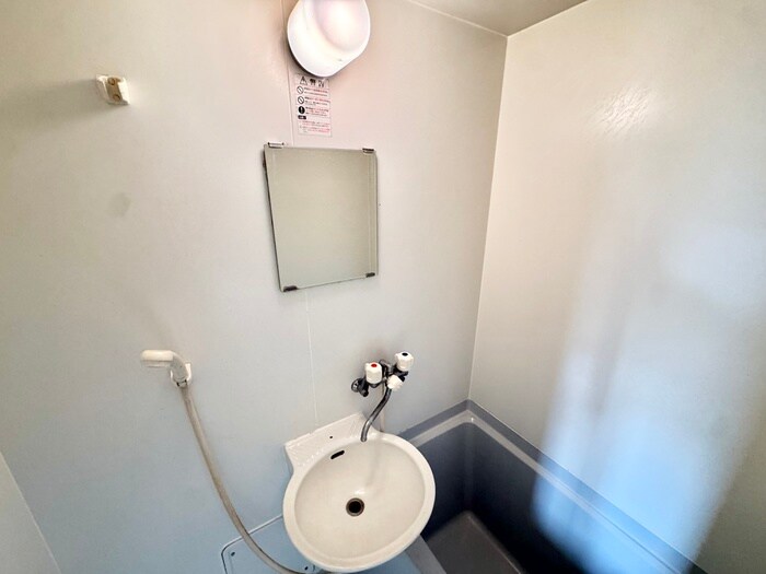 物件内観写真10　(洗面)