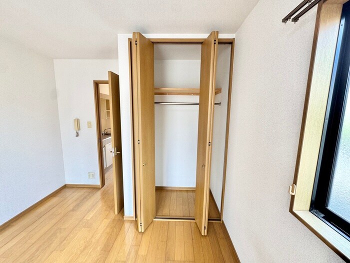 物件内観写真12　(収納)