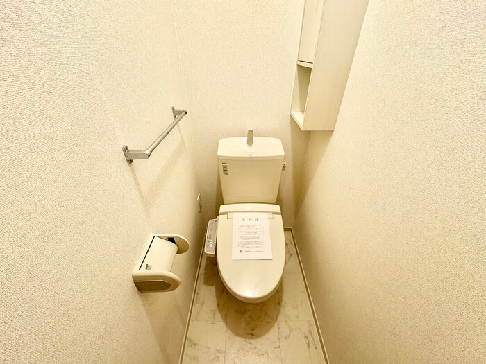 物件内観写真12　(トイレ)