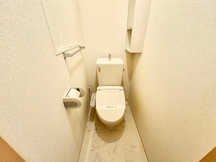 物件内観写真13　(トイレ)