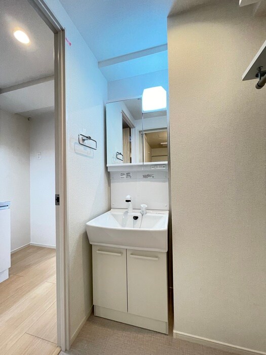 物件内観写真9　(洗面)