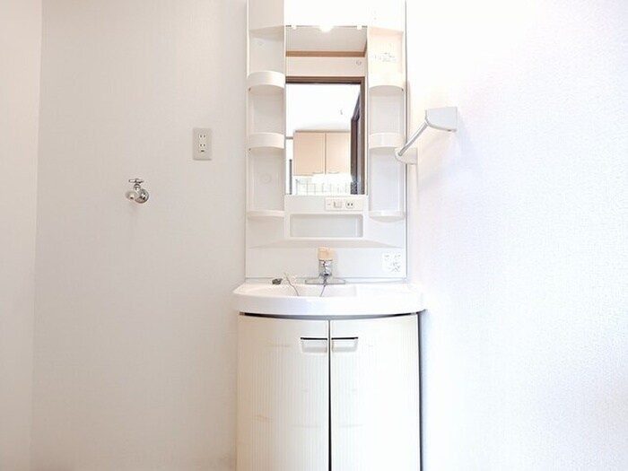 物件内観写真4　(洗面)