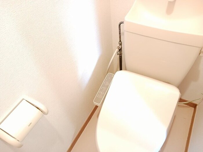 物件内観写真5　(トイレ)