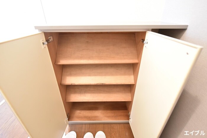 物件内観写真15　(靴箱)