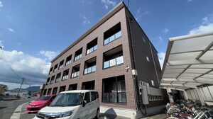 コガリーヌ県立大前Ⅱ外観写真