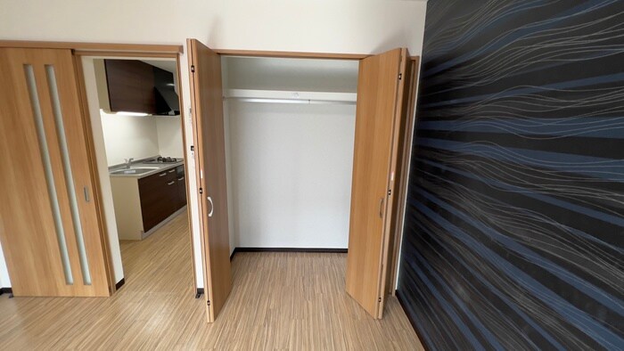 物件内観写真11　(収納)