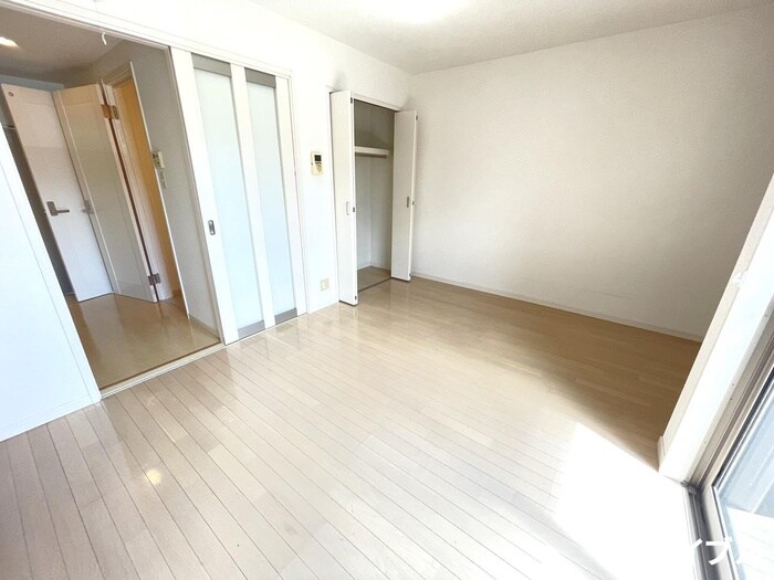 物件内観写真5　(居室)