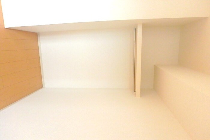 物件内観写真12　(収納)