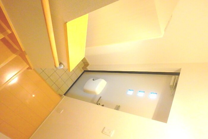 物件内観写真14　(玄関)