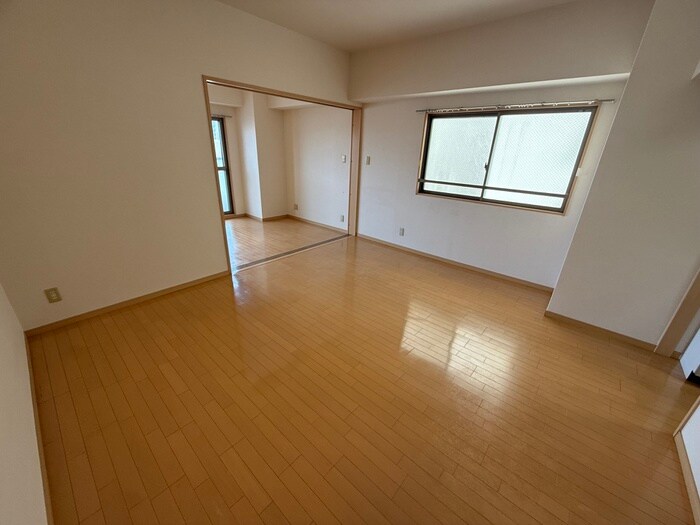 物件内観写真5　(居室)