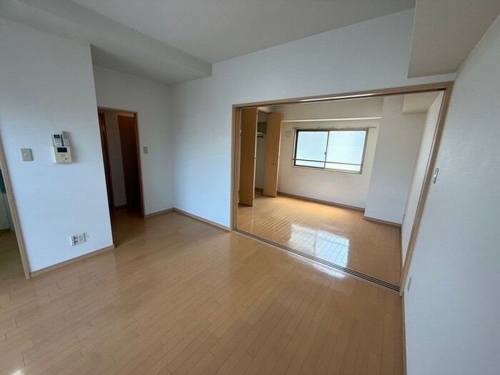 物件内観写真5　(居室)