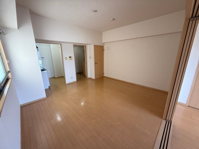 物件内観写真6　(居室)