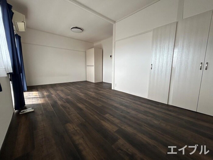 物件内観写真9　(居室)