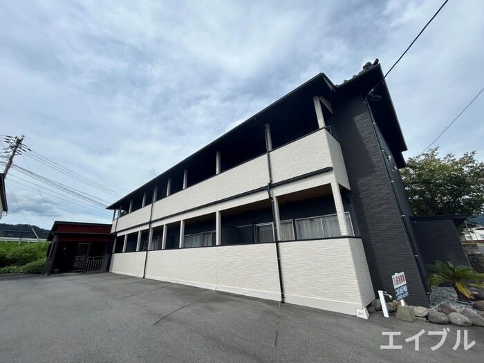 物件外観写真4　(外観写真)