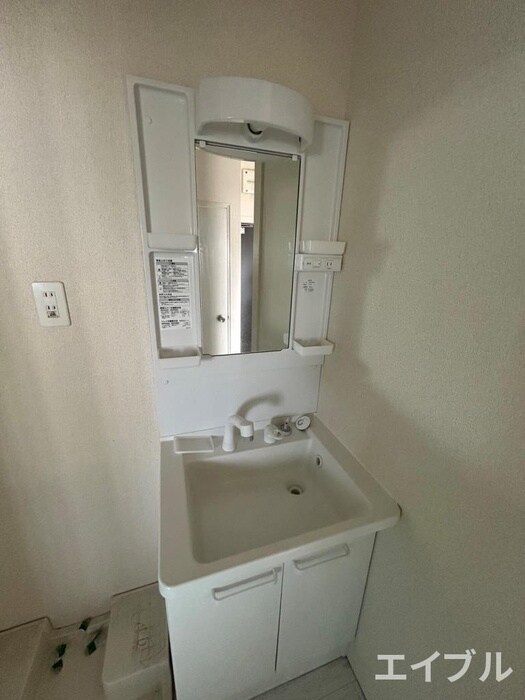 物件内観写真15　(洗面)