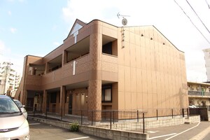 フルーリール・ドゥ外観写真