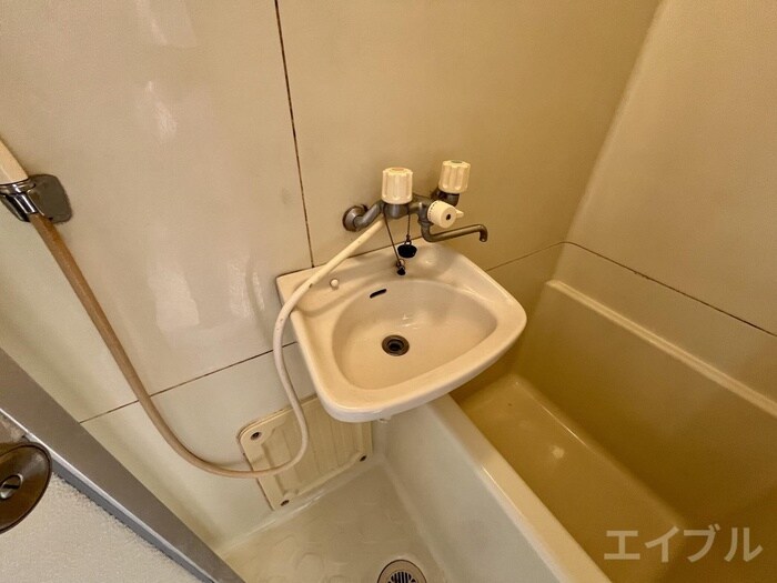 物件内観写真6　(洗面)