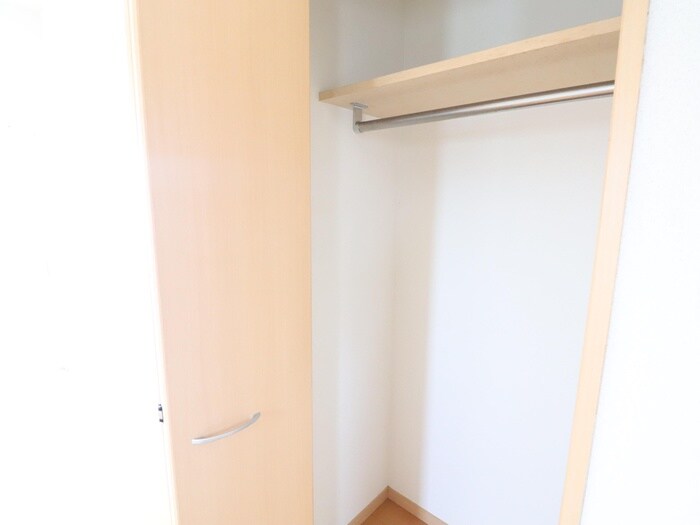 物件内観写真10　(収納)