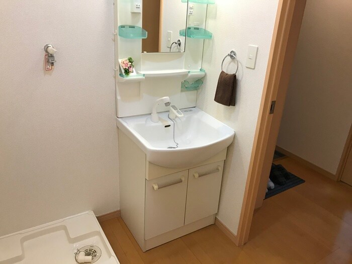 物件内観写真12　(洗面)