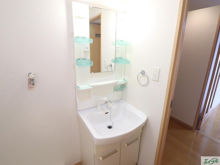 物件内観写真12　(洗面)