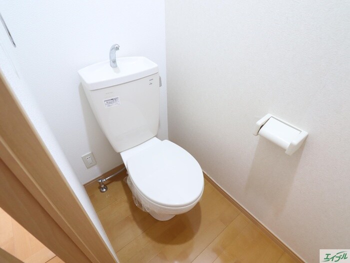 物件内観写真14　(トイレ)