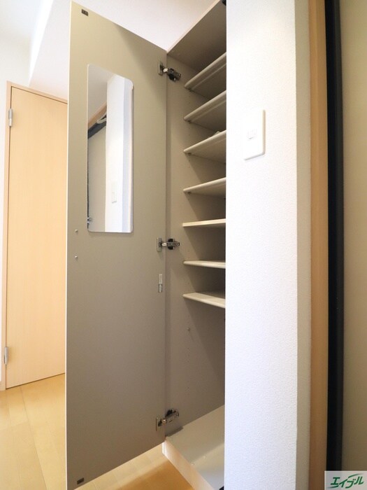 物件内観写真22　(靴箱)