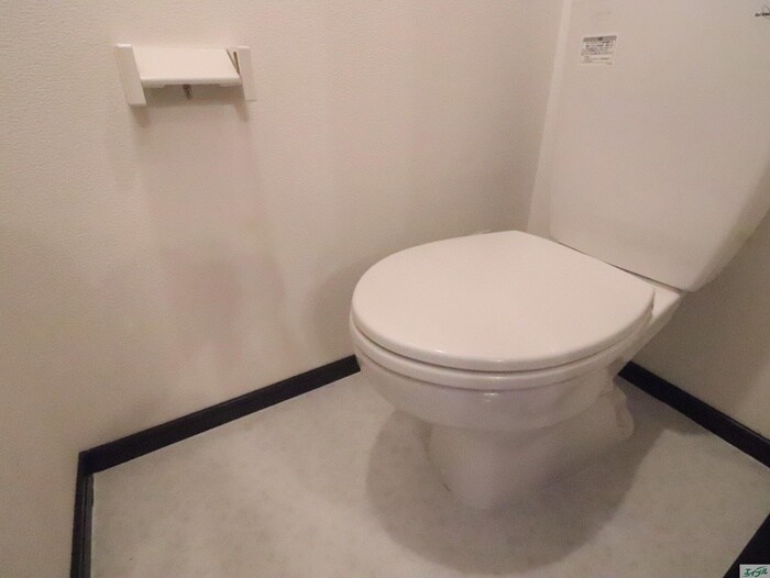 物件内観写真12　(トイレ)