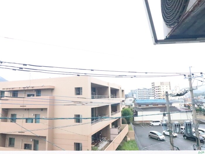 物件内観写真19　(室内からの展望)