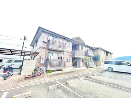 シャトレ若宮Ｃ外観写真