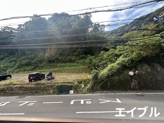 物件内観写真12　(室内からの展望)