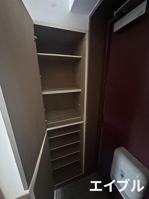 物件内観写真13　(靴箱)