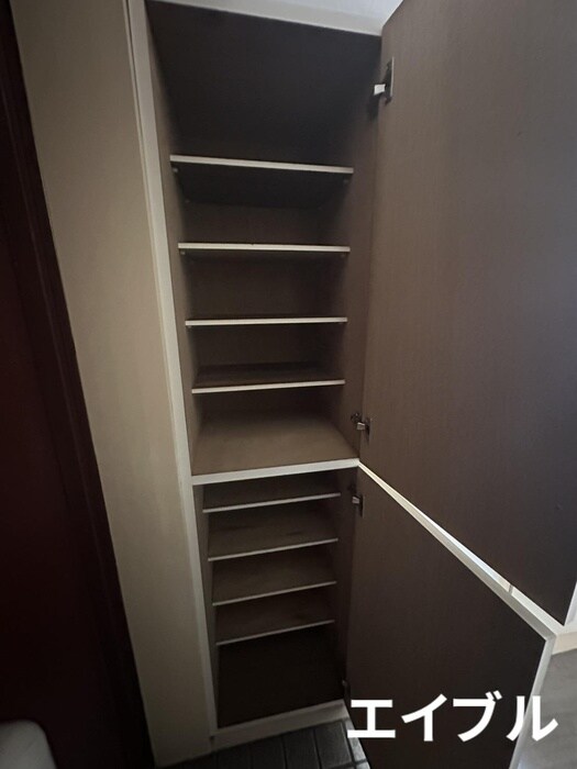 物件内観写真13　(靴箱)