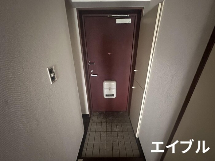 物件内観写真14　(玄関)